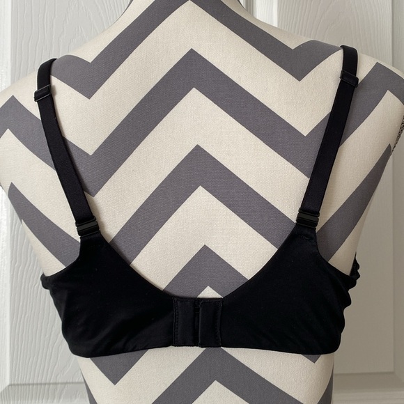 VS Body by Victoria Perfect Shape Bra - Picture 2 of 5